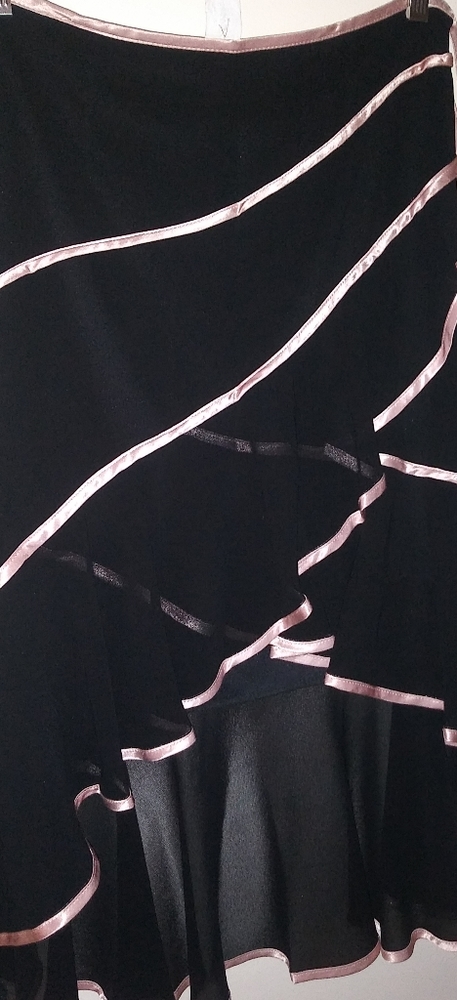 Sheer blk pink trim ruffly high low skirt